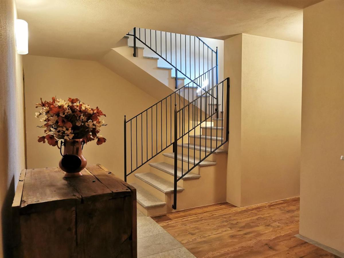 Hostdomus - La Garnotte - Charm Suites ปราเจลาโต ภายนอก รูปภาพ