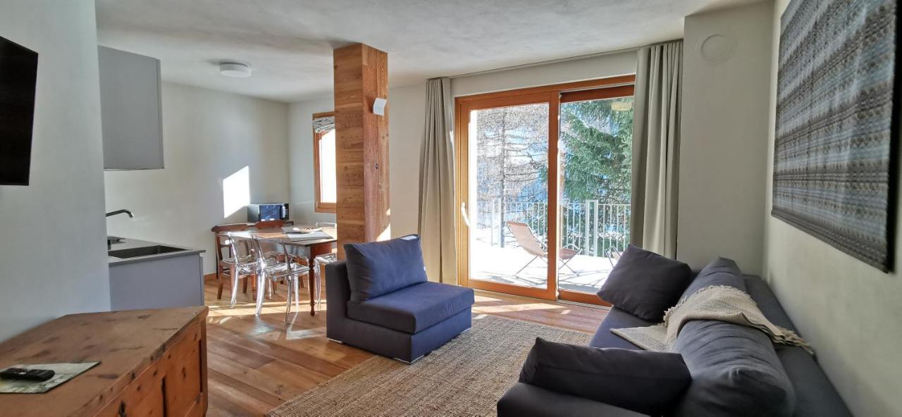 Hostdomus - La Garnotte - Charm Suites ปราเจลาโต ภายนอก รูปภาพ